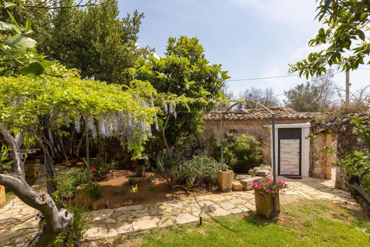 Badia Del Casale Bed & Breakfast Ugento Dış mekan fotoğraf