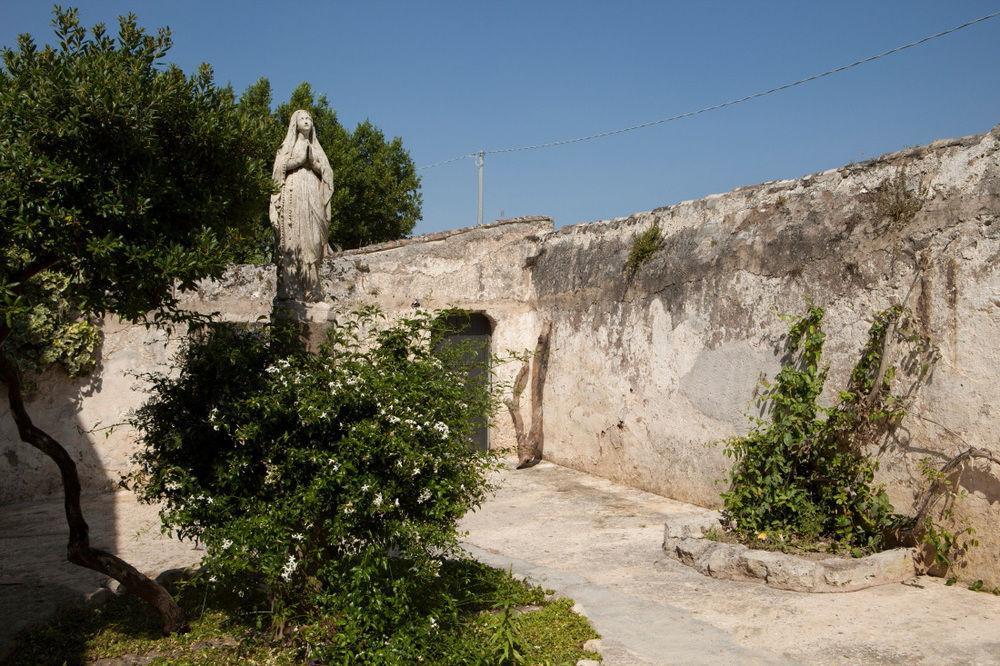 Badia Del Casale Bed & Breakfast Ugento Dış mekan fotoğraf