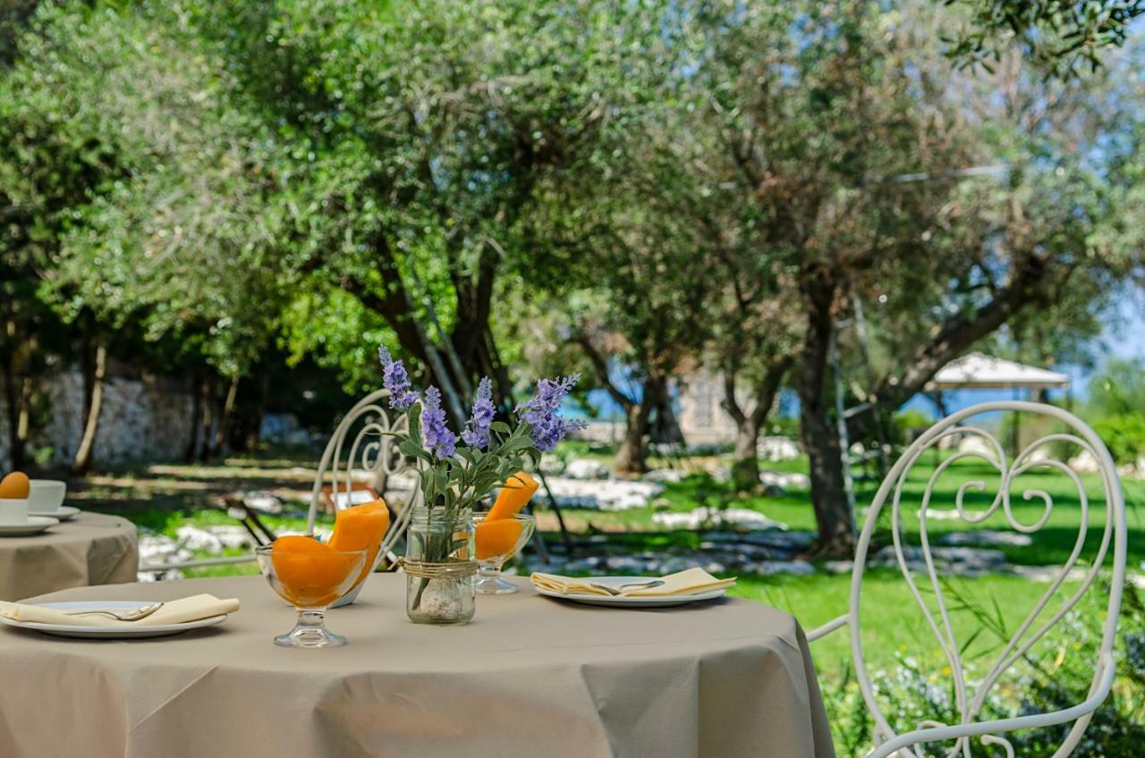 Badia Del Casale Bed & Breakfast Ugento Dış mekan fotoğraf